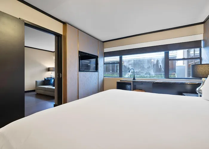 Hudson Yards Hotel